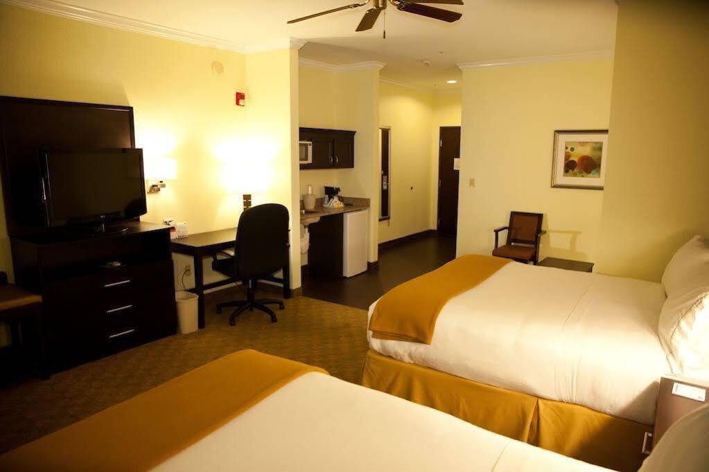 Holiday Inn Express Hotel & Suites Houston North Intercontinental By Ihg Westfield Extérieur photo